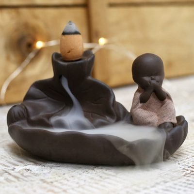 fuente cono reflujo monje silencio