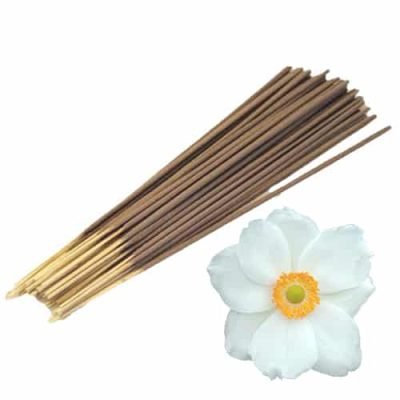 varilla de incienso flor blanca