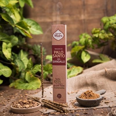 incienso palo santo con sandalo sagrada madre