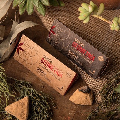 incienso triangular sandalo sagrada madre