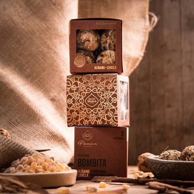 Bombita defumación activada Premium Olibano Canela Sagrada Madre