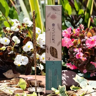 incienso artesano palo santo fresias x 5 sagrada madre